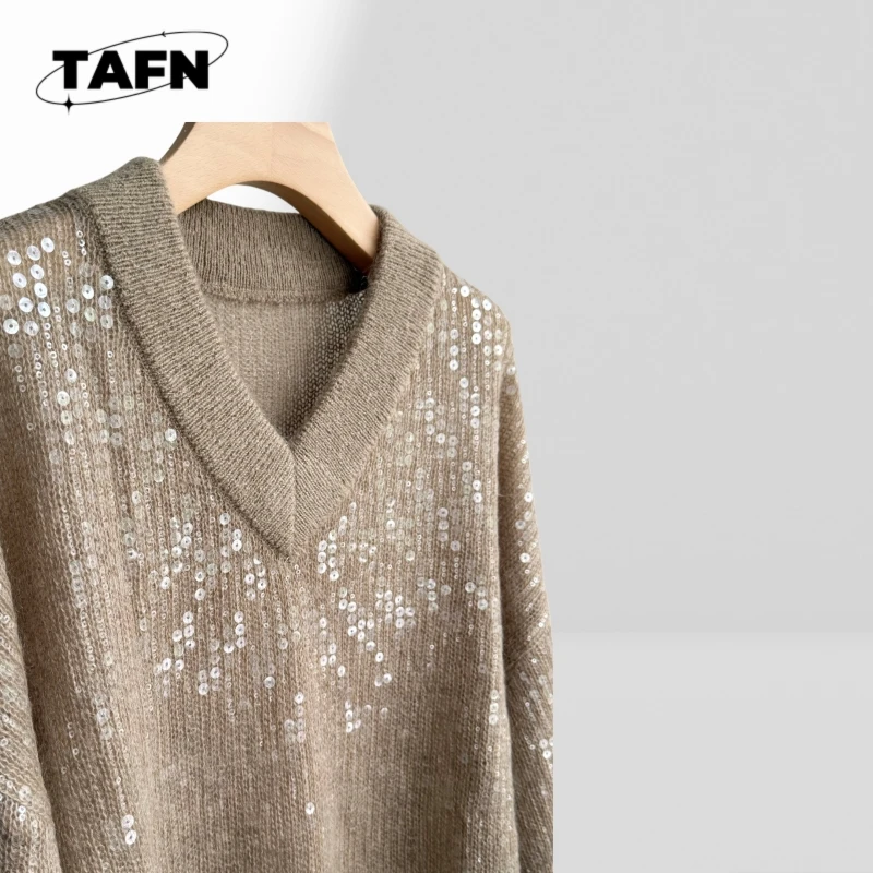 レディースカシミヤセーター、冬の重ね着にエレガントで柔らかく、寒い日も快適なタイムレスデザイン AH0410