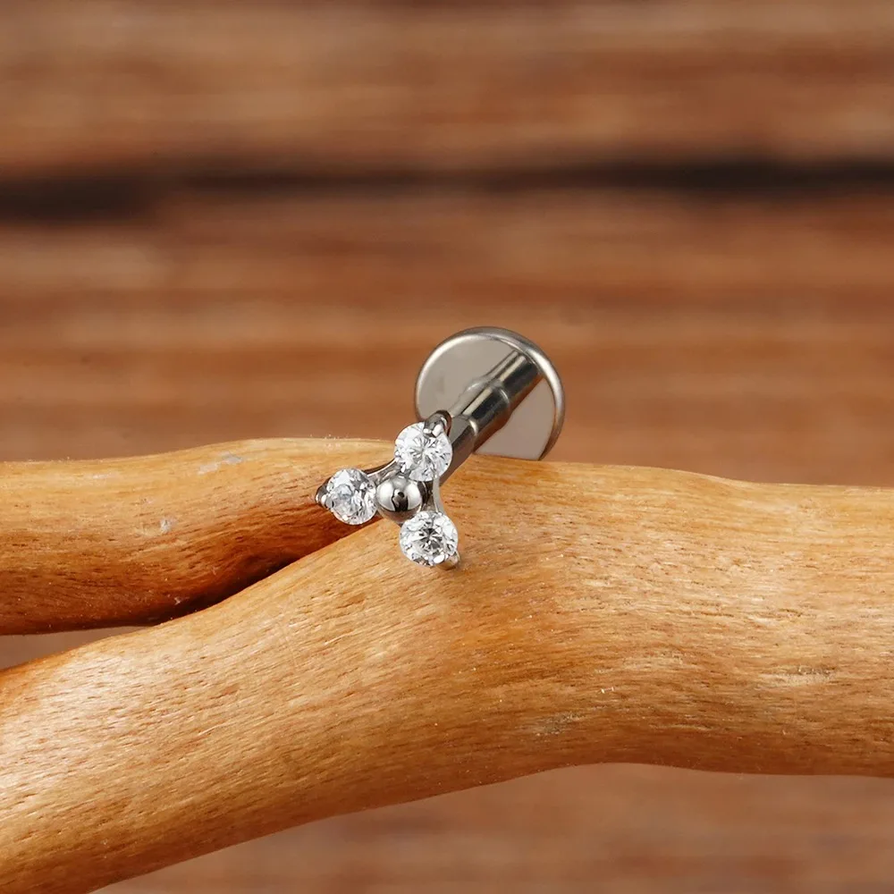 ASTM F136 التيتانيوم 16 جرام الثلاثي تشيكوسلوفاكيا أوبال الغضروف اللولب القرط الثالوث تشيكوسلوفاكيا الزنمة مسمار محارة شفة ثقب المجوهرات