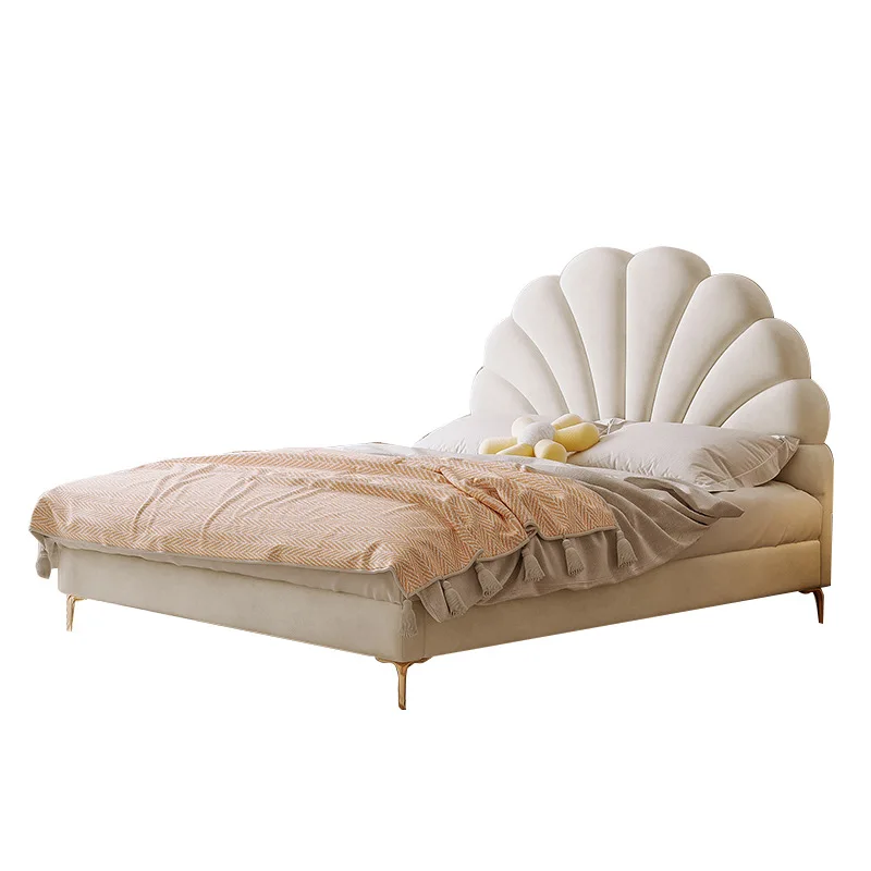 

Customized French cream wind petal bed small apartment girl master bedroom modern simple light luxury style cloth bed