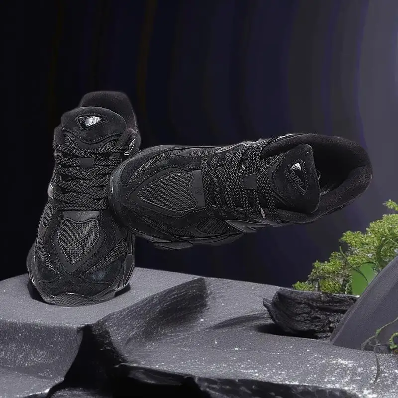 Versátiles para zapatillas de deporte de otoño e invierno: suela de goma duradera con patrón único para un uso duradero