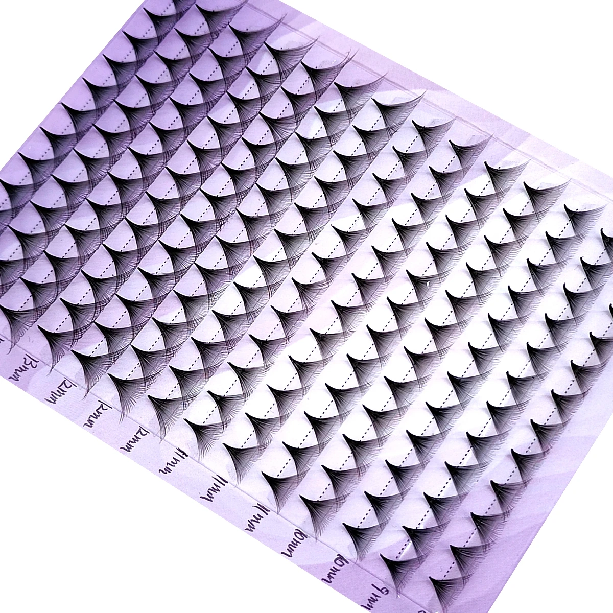 30/40D Vorgefertigte Fächer 0,05 Super Fluffy Big-Fans Wimpernverlängerungen Dünne Basis Handgefertigte Wimpernfächer Mattschwarz Realistische Wimpern – Detail 2