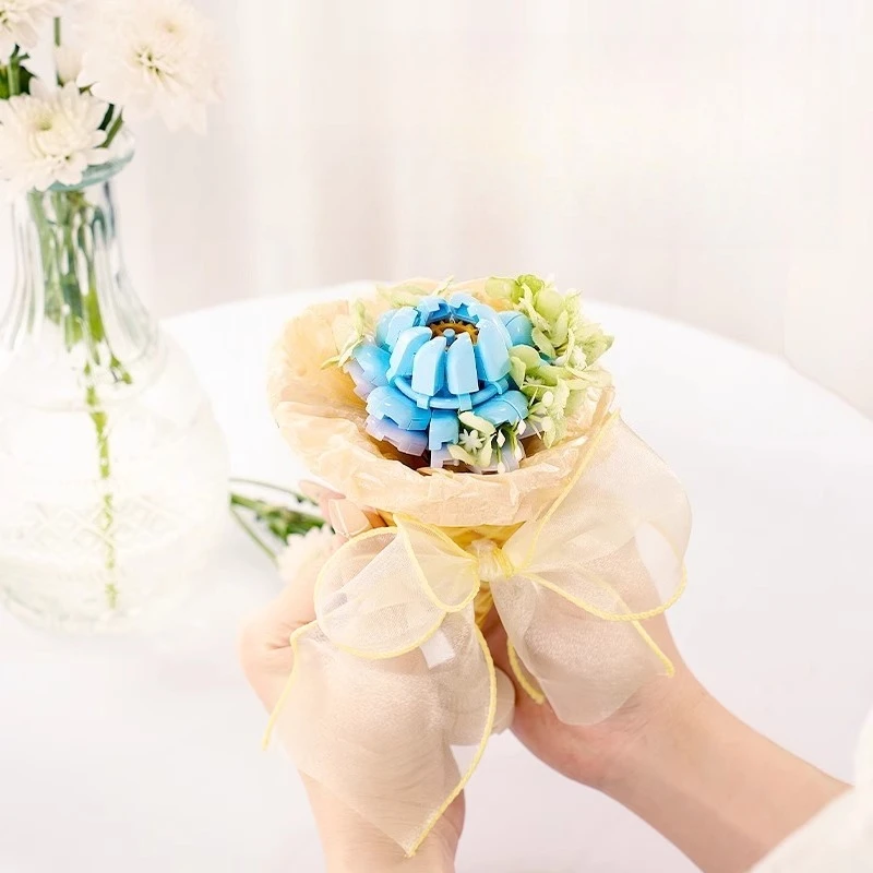 باقة مكعبات بناء حلوة من الزهور الأبدية مصنوعة يدويًا وحلي مجمعة يدويًا ألعاب عصرية نموذج هدية عيد ميلاد