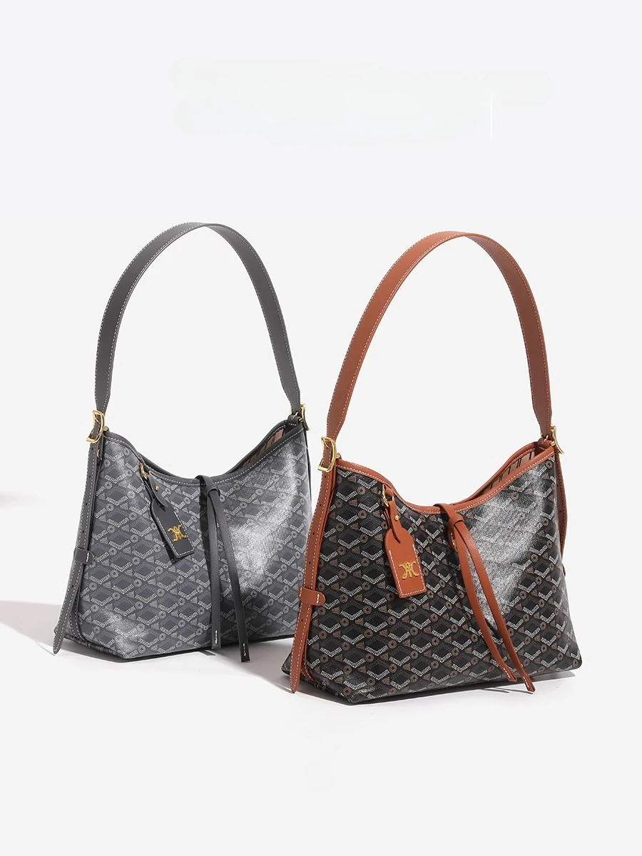 

Luxury and Vintage Handheld Tote Bag with Letter Printing Women's Large Capacity and Fashion Handbag for Shopping and Vacation