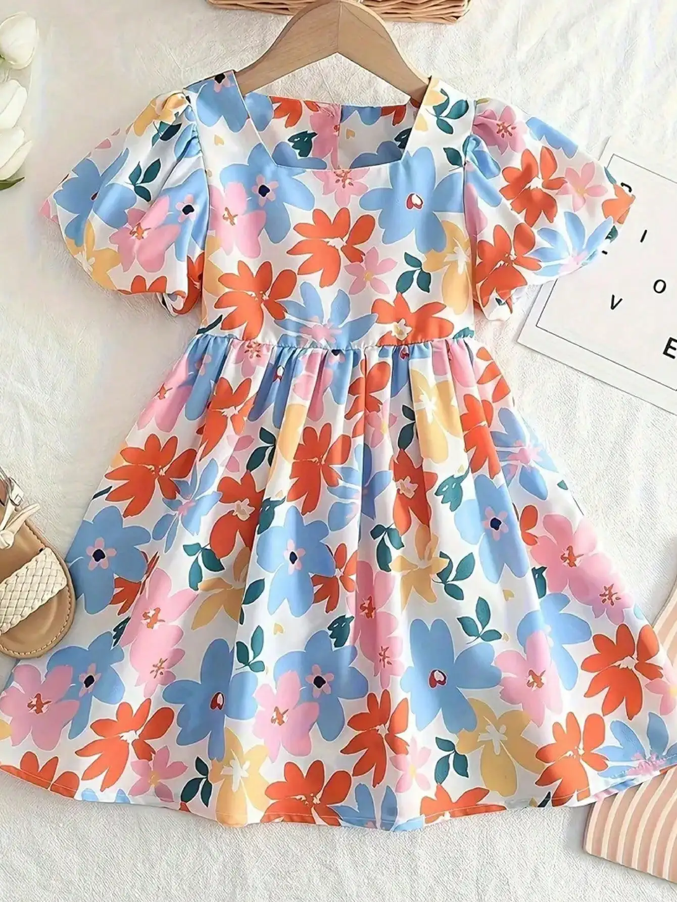 vestido-infantil-com-estampa-floral-gola-quadrada-e-manga-curta-doce-e-casual-presente-de-verao-para-meninas-2026