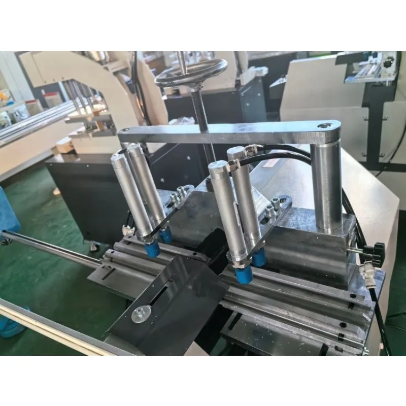 [الأكثر مبيعا] رخيصة الثمن Hiwoc جودة Upvc زجاج النافذة حبة قطع آلة المنشار للبيع