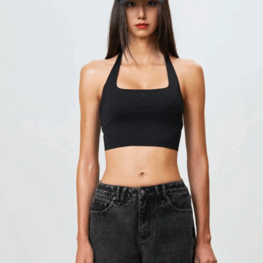 

Elegant Design Hanging Neck Strap Sports Bra Pleated Back Adjustable Strap Fashionable Pleated Bra Earthquake-proof
