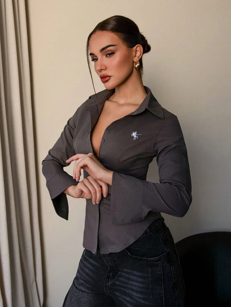 

Women's Solid Color Long Sleeve Button Down Shirt, Slim Fit Flare Cuff Blouse, Elegant Casual Top for Daily Wear