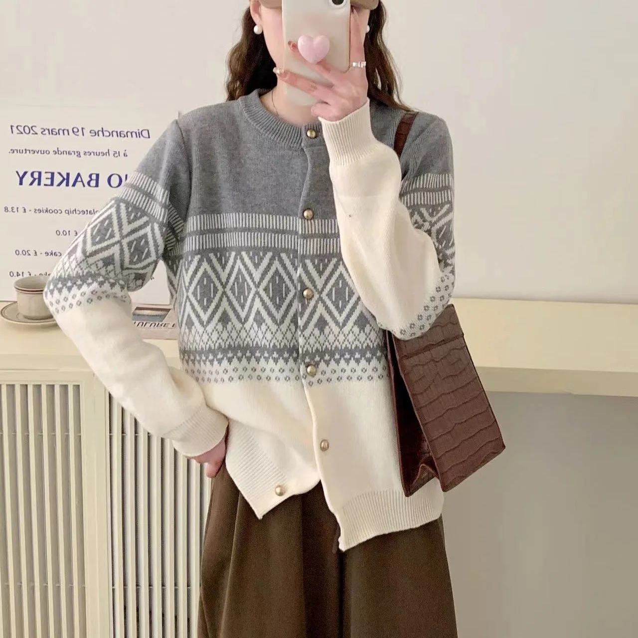 

Women Cardigans Sweater 2024 Casual Warm Autumn Winter O-neck Long Sleeve Single Breasted Loose Fashion Korean Knitwears Tops V9