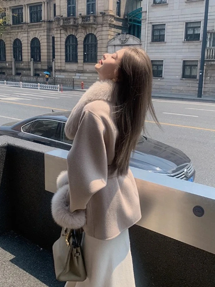 جديد الخريف الشتاء ملابس النساء سميكة الدافئة الفراء الكفة الكشمير معطف الصوف الإناث موضة ريال فوكس الفراء طوق سترة صوفية