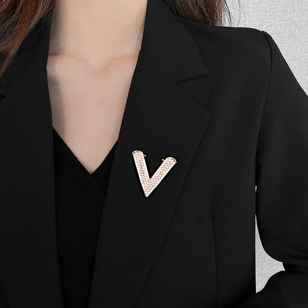 Thumbnail 2 - #85 Best Decorative Brooch Pins to Buy In 2026