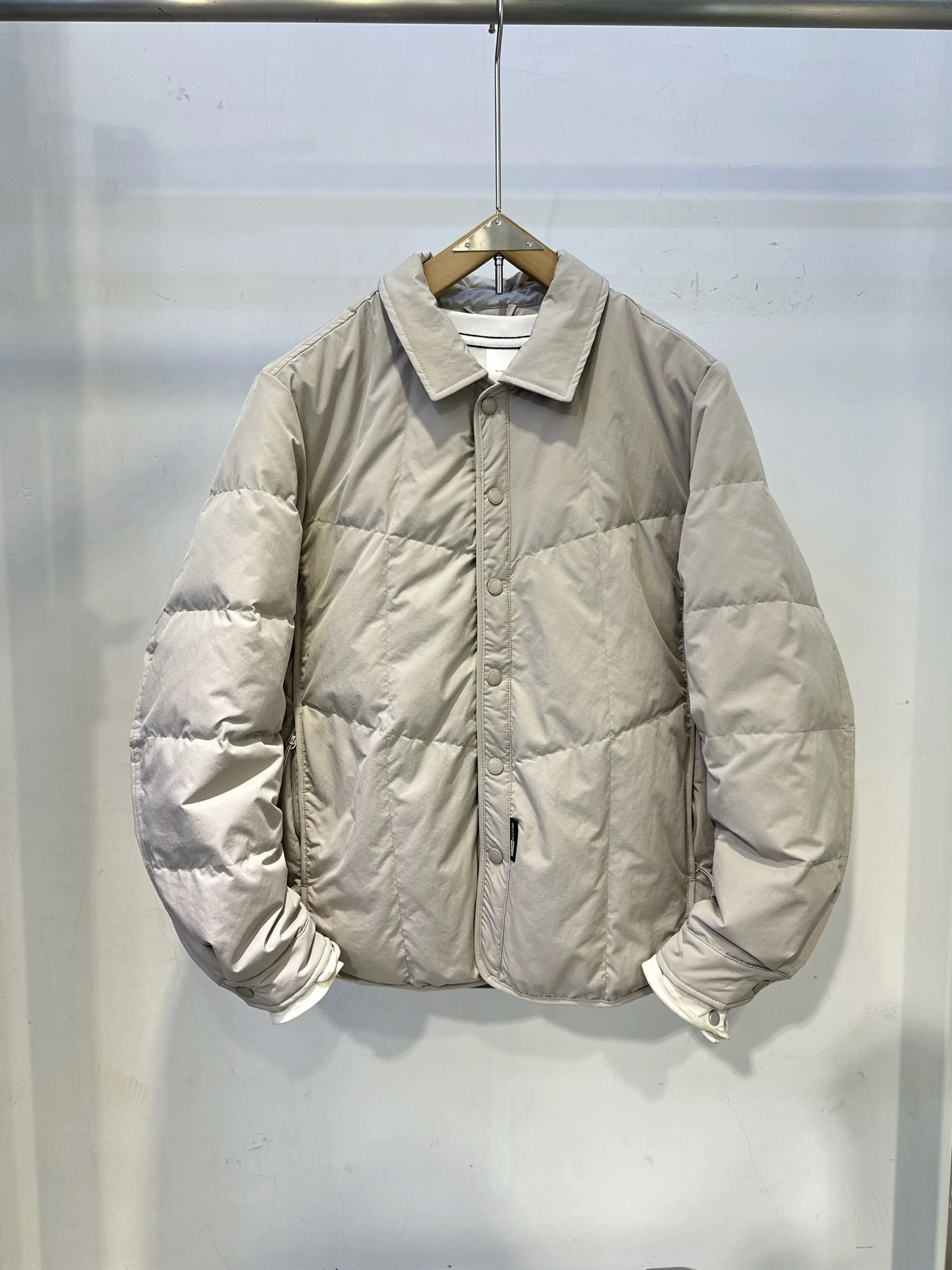 

Модная легкая японская мужская пуховая куртка с воротником, белая, с наполнителем из утиного пуха, теплая, повседневная, модная