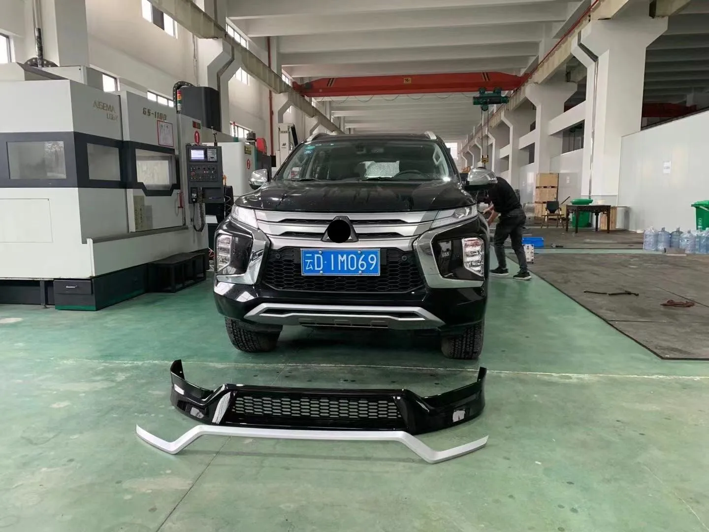 High quality sport body kit 2020 -2021 for Mitsubishis Pajero Sport Montero bodykit