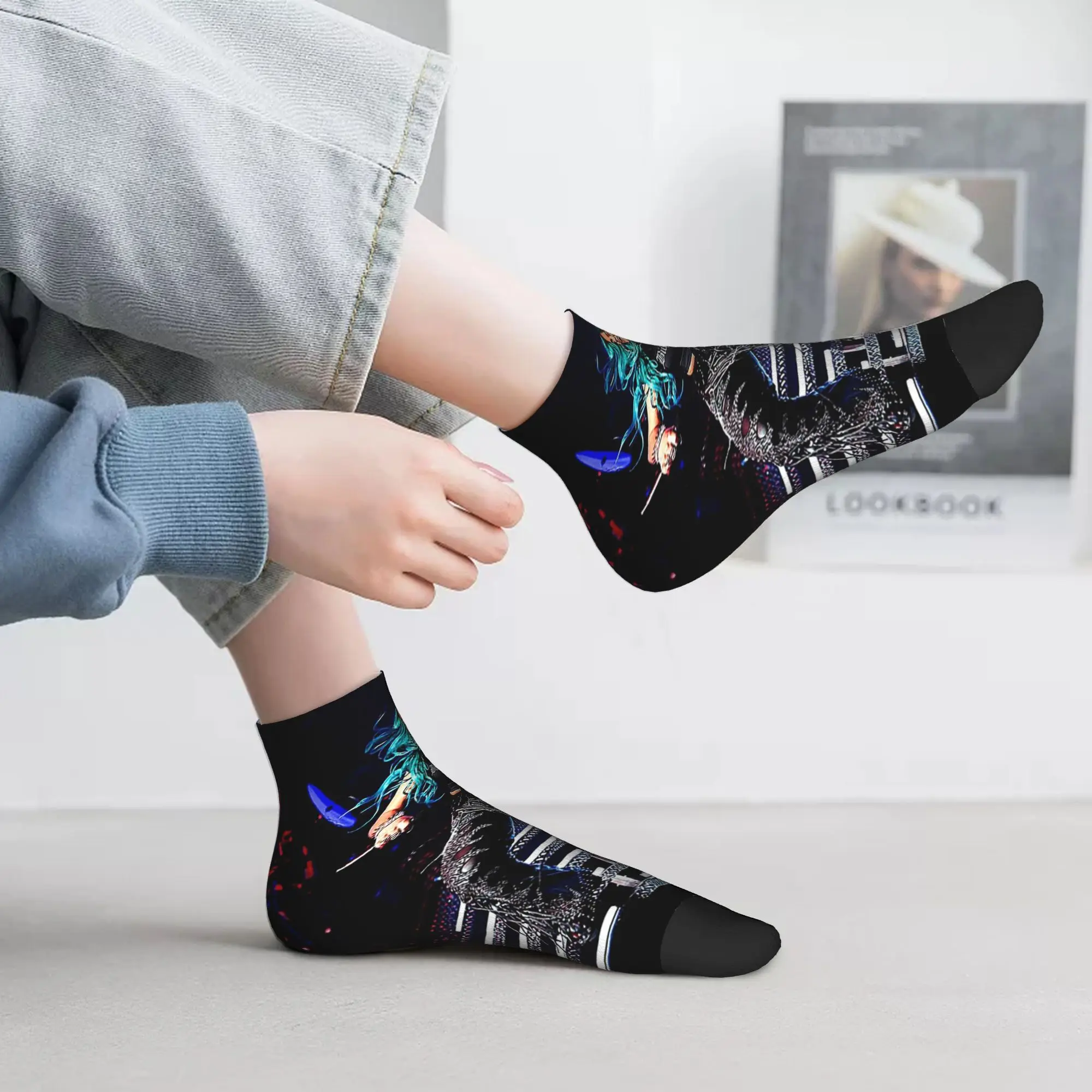 

All Seasons Karol g Socks Harajuku Super Soft Sport Middle Tube Socks Soft Casual Stockings for Men Women Gifts