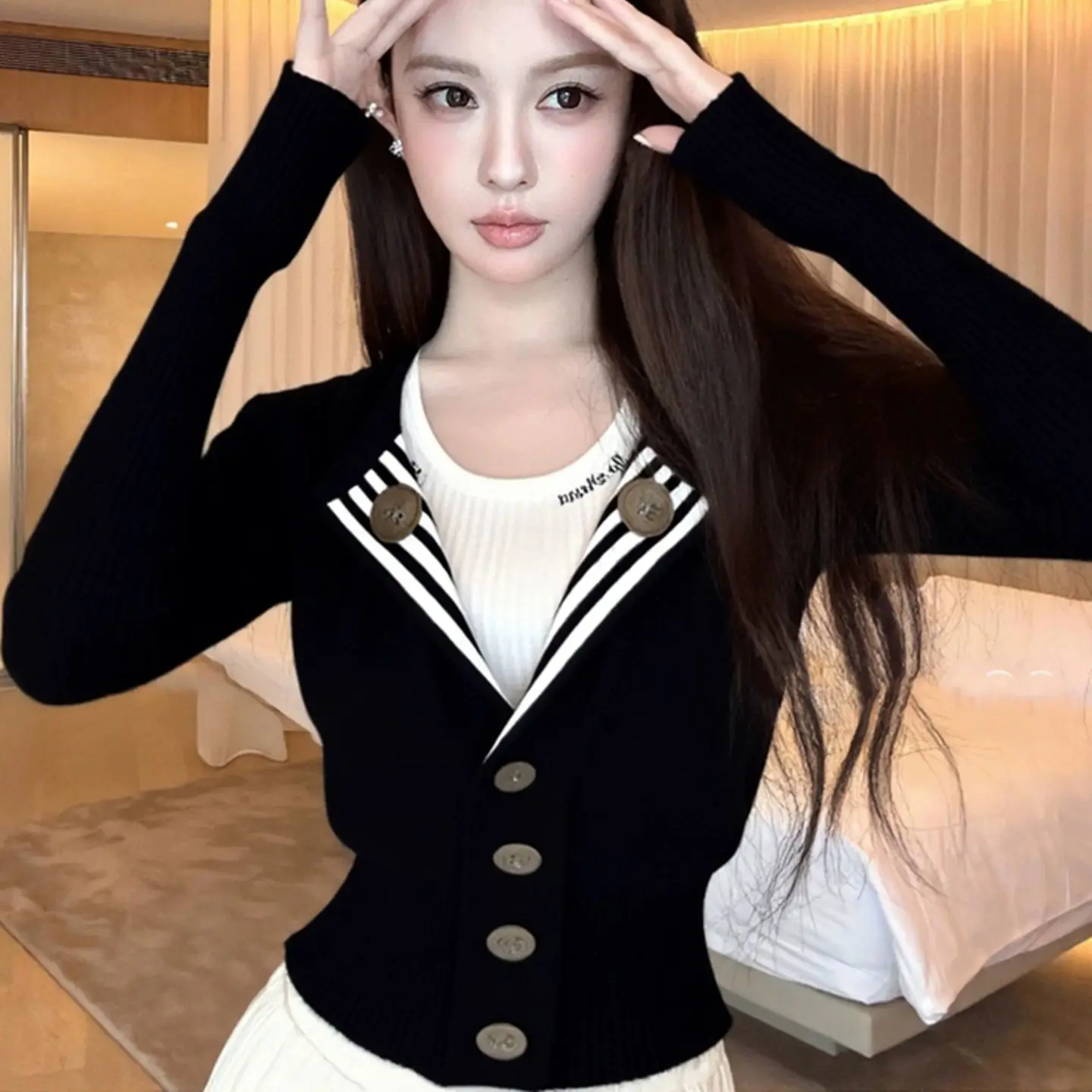 

Women's Long Sleeve Short Knit Cardigan with Striped Lapel & Button Front Fitted Retro Elegant Casual Sweater for Autumn Winter