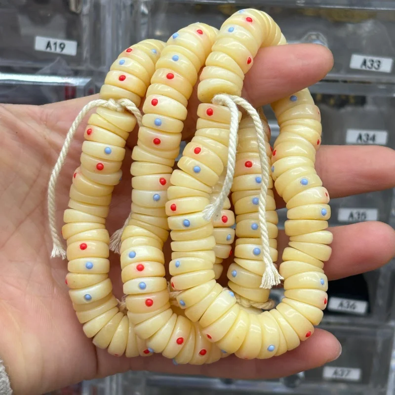 

Tibetan Style Bone Vintage Thin Cut Large Intestine Handheld Bracelet Inlaid with Red and Green Multi-Treasure