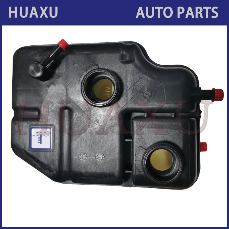 670031651 Expansion Tank Assembly Car Parts Cooling System Coolant Expansion Tank  for Maserati Ghibli  Levante Quattroporte