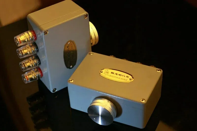 

2PCS 2-Way Super Tweeter Speaker Frequency Divider Box Treble Crossover Gain Control