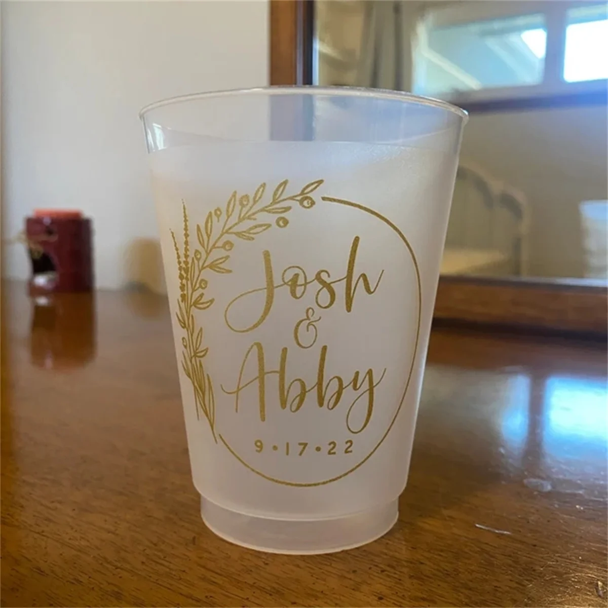 10pcs Cheers to The Mr and Mrs - 12oz or 16oz Frosted Unbreakable Plastic Cup #140 - Custom - Bridal Wedding Favor, Wedding Cup,