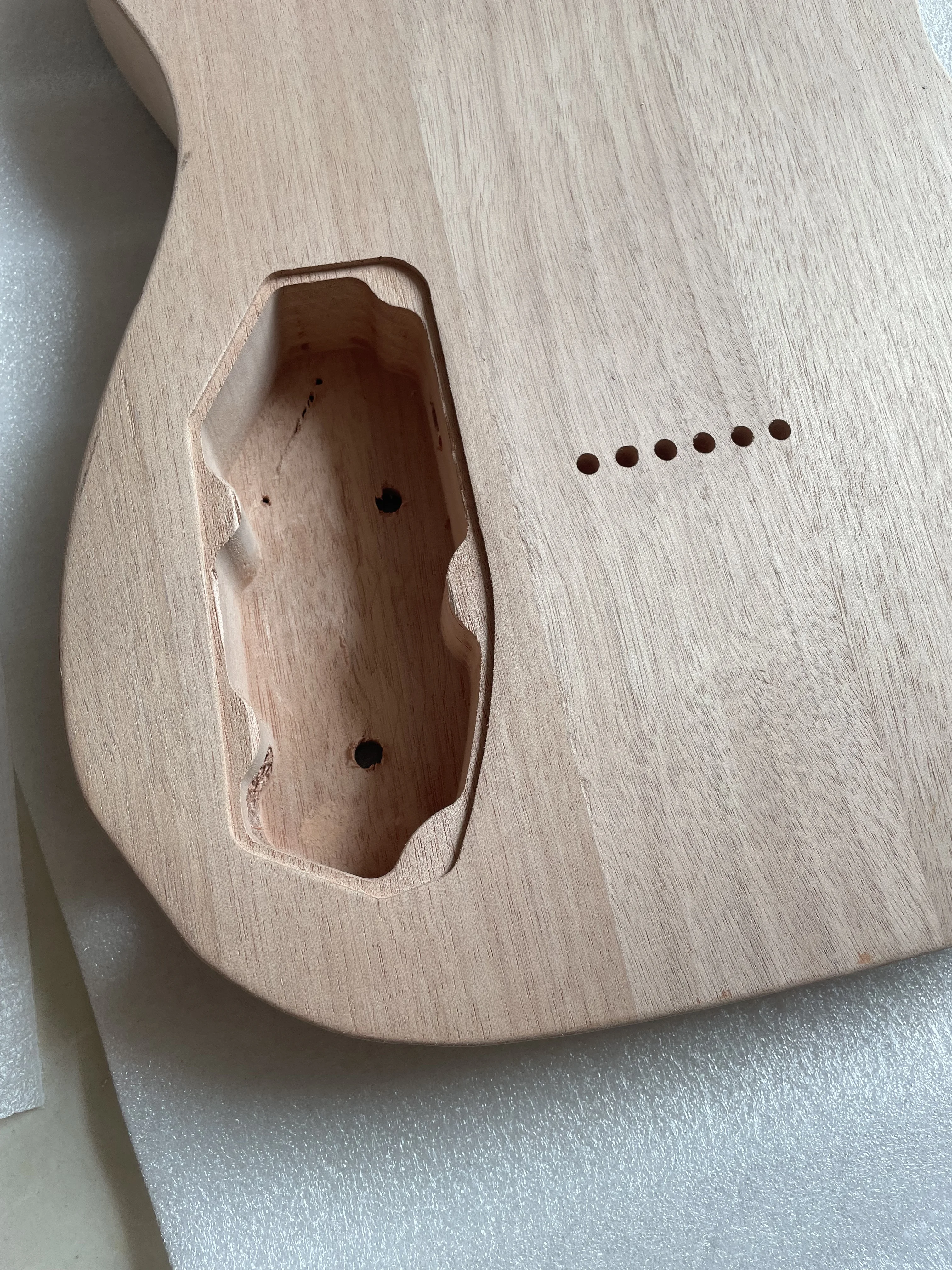Mahogany Wood Waterwave Maple Veneer Electric Guitar Barrel DIY Electric Costomized Guitar Barrel Body For TL Style Guitar
