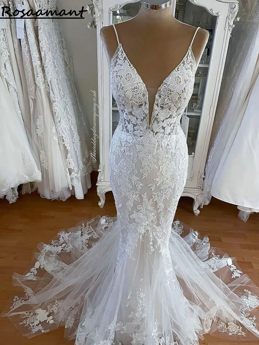 V-Neck Spaghetti Straps Mermiad Wedding Dress Detachable Cape Appliques Lace Bridal Gowns