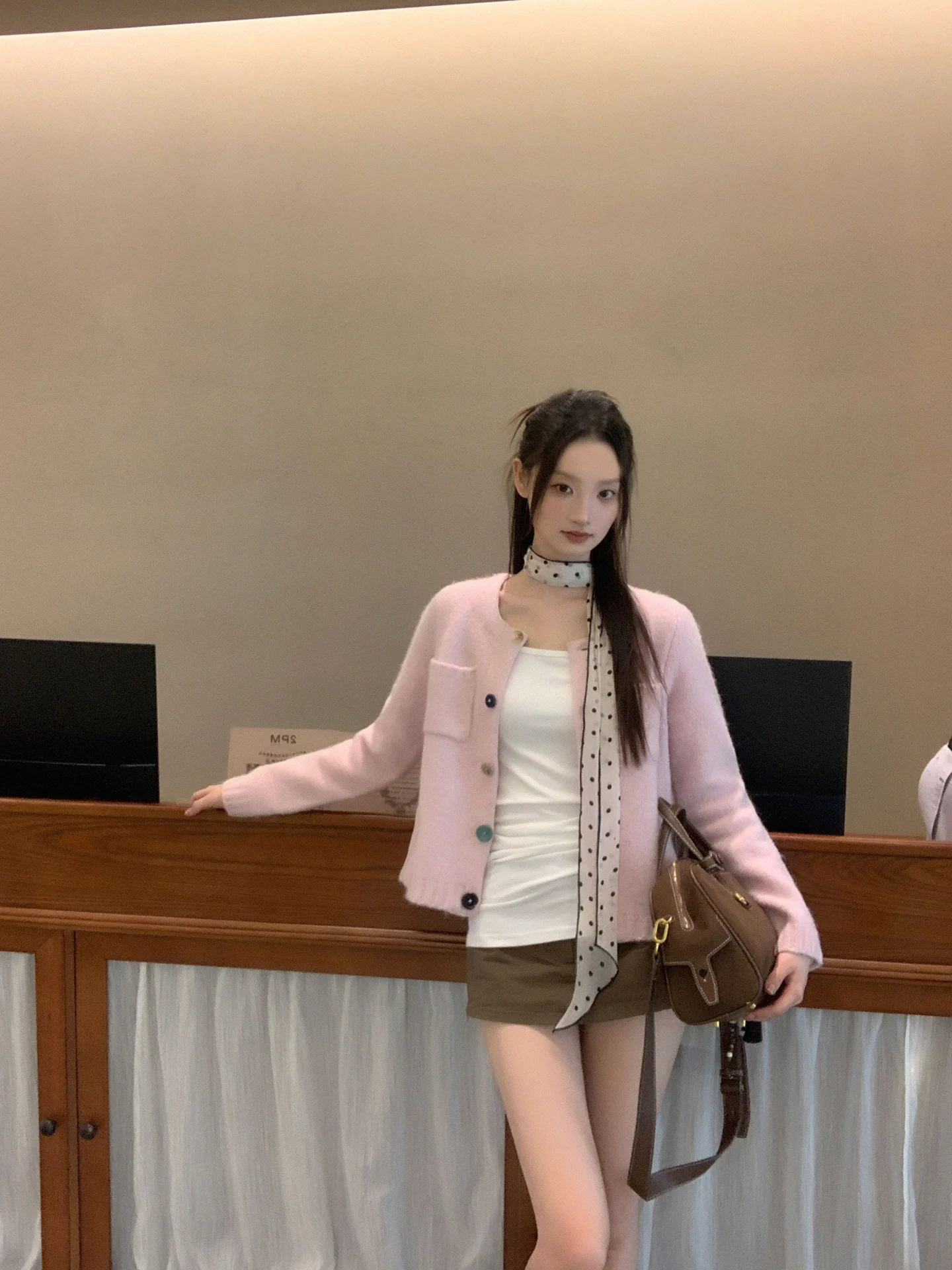 وشاح حريري بنقاط حمراء للنساء، تصميم جديد لعام 2025، ربطة عنق طويلة أنيقة، وشاح بتصميم فيونكة عصري على الطراز الكوري لفصلي ال... #2