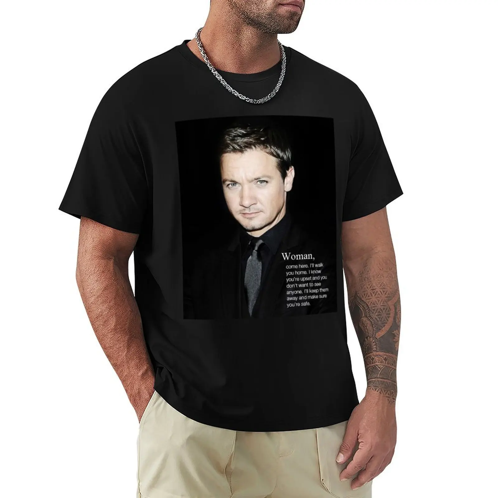 

Jeremy Renner T-Shirt Simple Print Design T-Shirt