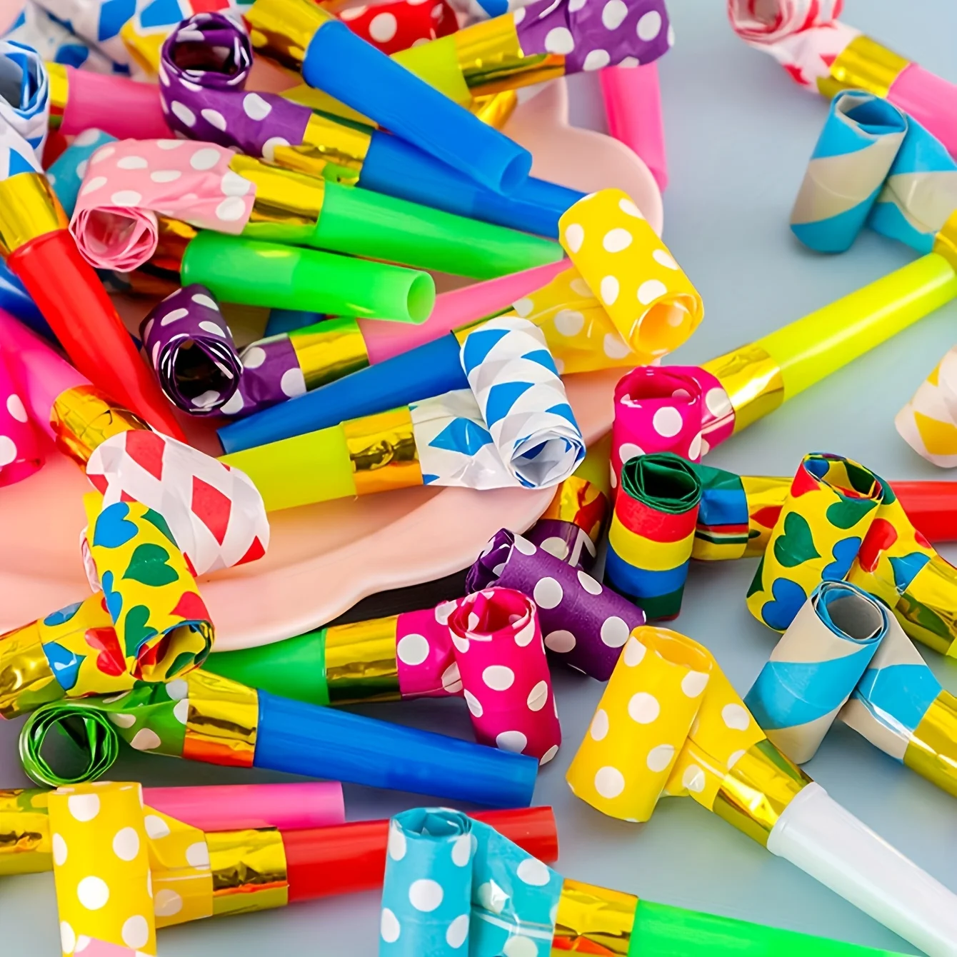 39 Stück Langnasige Pfeifen - Kreative Plastik-Partybläser, Lustige Geräuschmacher für Geburtstage, Feiertage & Festivalfeiern, ZSY – Detail 5