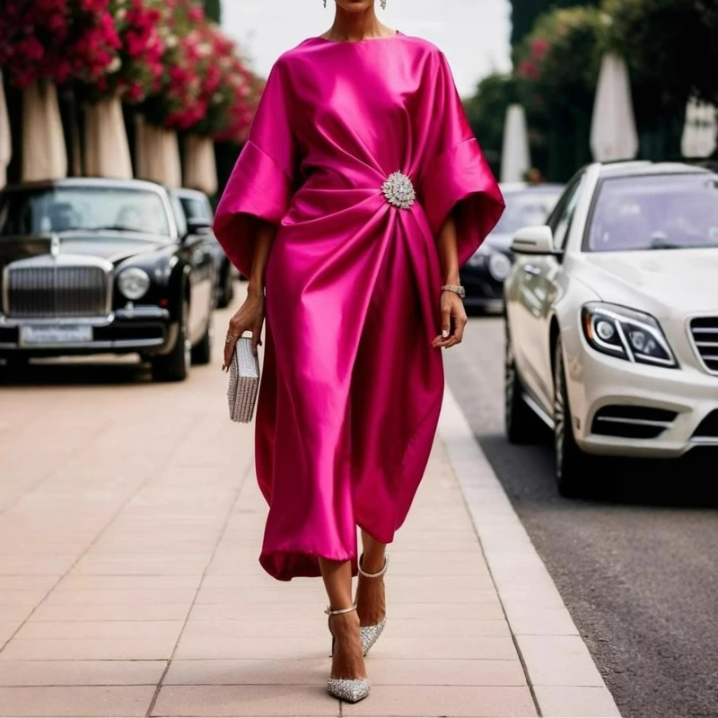 แฟชั่นฤดูใบไม้ร่วงปี 2026 เสื้อผ้าอเนกประสงค์สำหรับใส่ทำงาน ทรงพลีทหลวม สไตล์หรูหรา ประดับลูกปัด ดีไซน์ผ้าซาติน สำหรับผู้หญิง