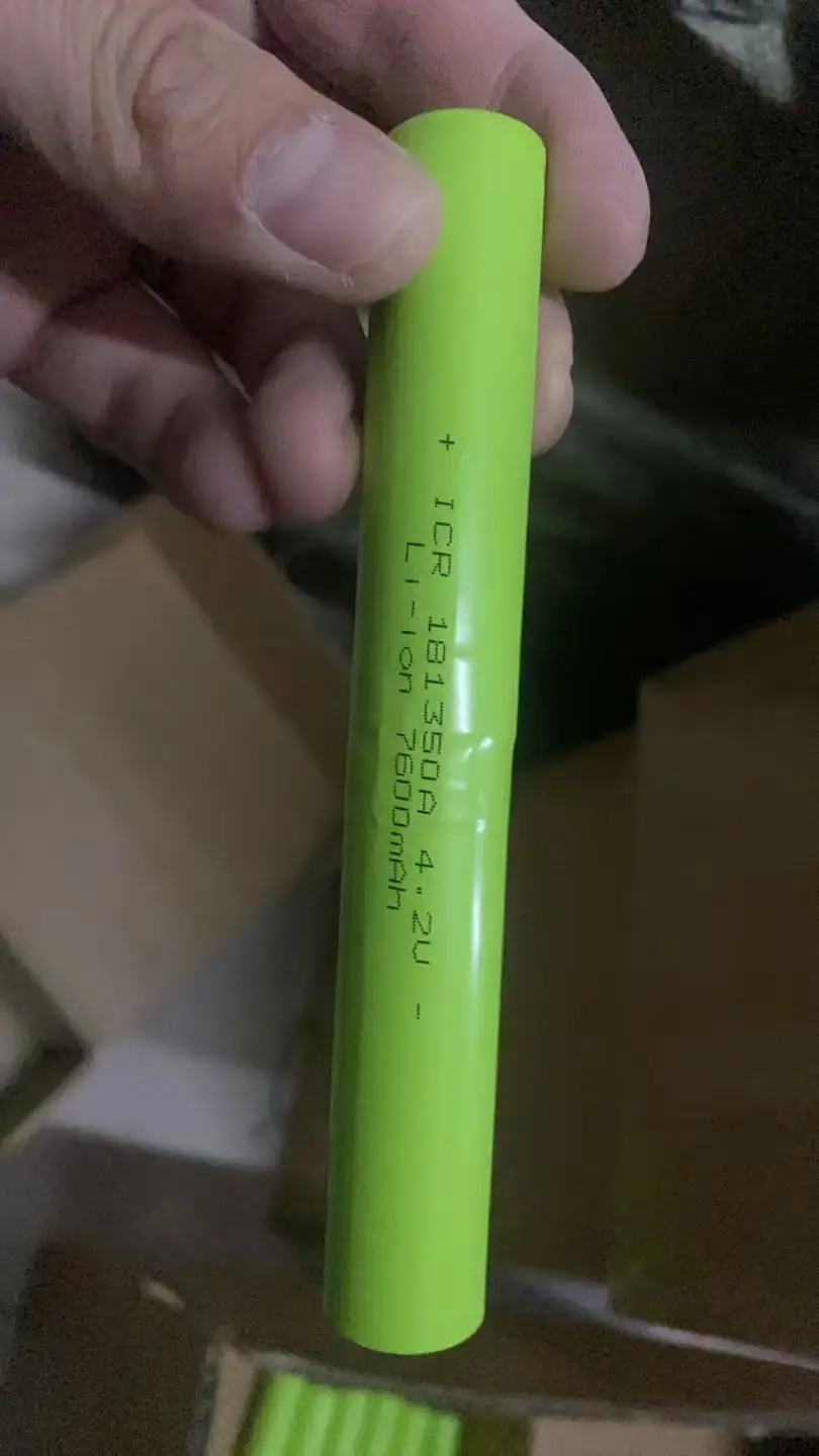 buy more will cheap Full capacity 18650 lithium battery 7600MAH rechargeable battery with two parallel strong light receivers