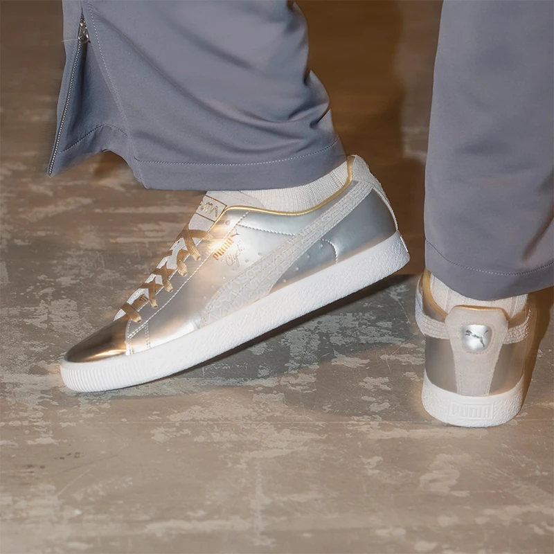 

Puma genuine CLYDE SORAYAMA Couple's Fashion Low-Top Sneakers 394496-01