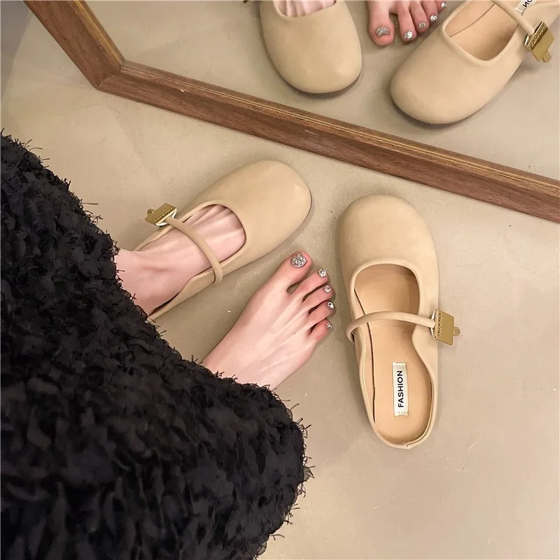 

2026 Новые дизайнерские женские туфли на плоской подошве, модные женские балетки без шнуровки на мягкой подошве, женские повседневные уличные балетки