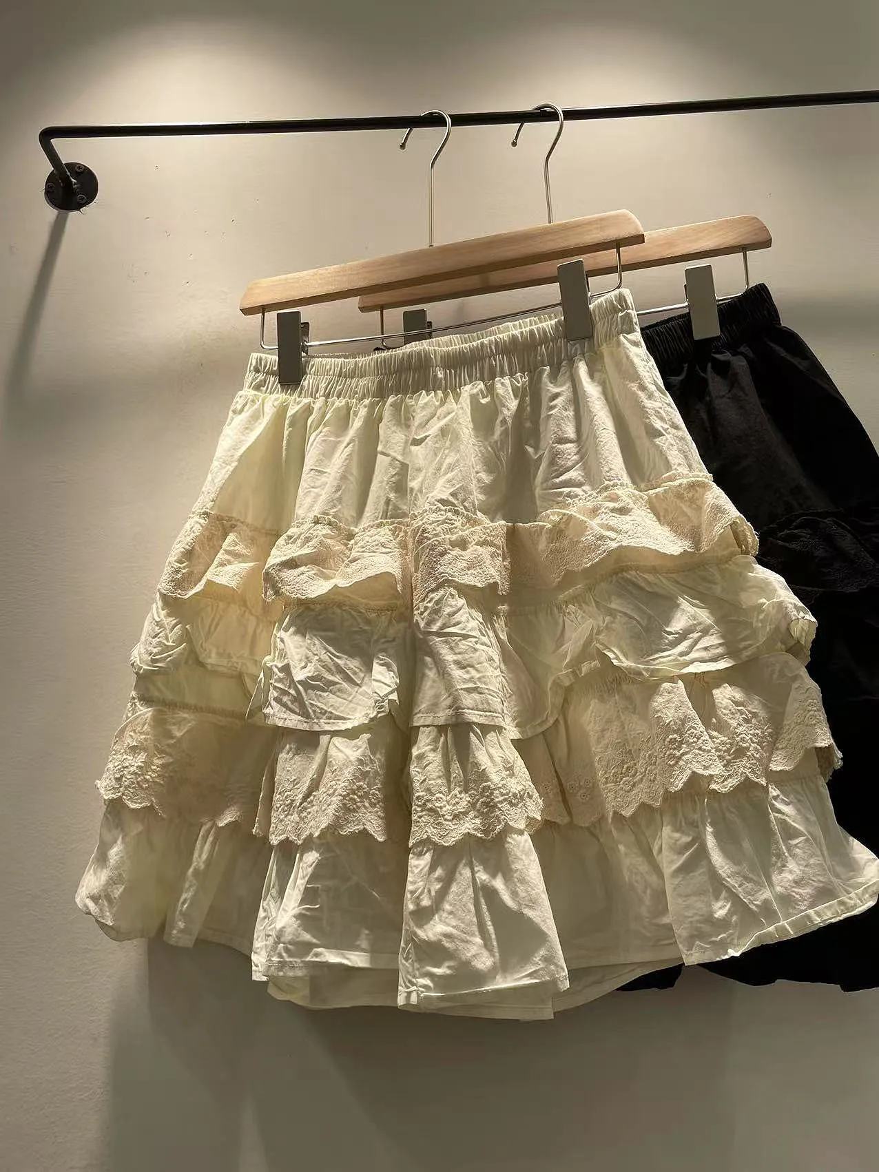 

Summer 2025 Women's Loose Elastic Waist ort Pants Embroidered Lace Trim Casual Straight Leg High Waist ket Detail