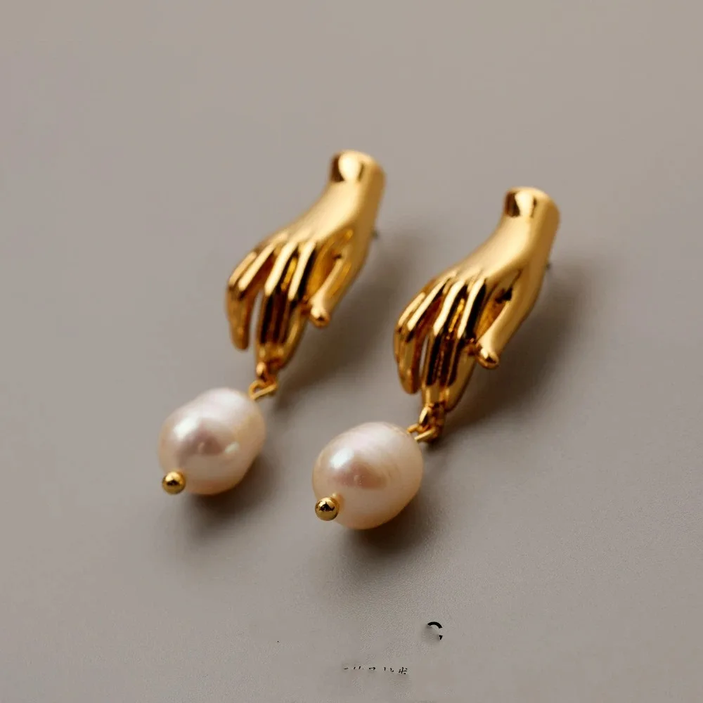 

New Year Russia Style Trend Chinese Style Personalized Stud Earrings Small Hand Holding Freshwater Baroque Pearl Tassel Earrings