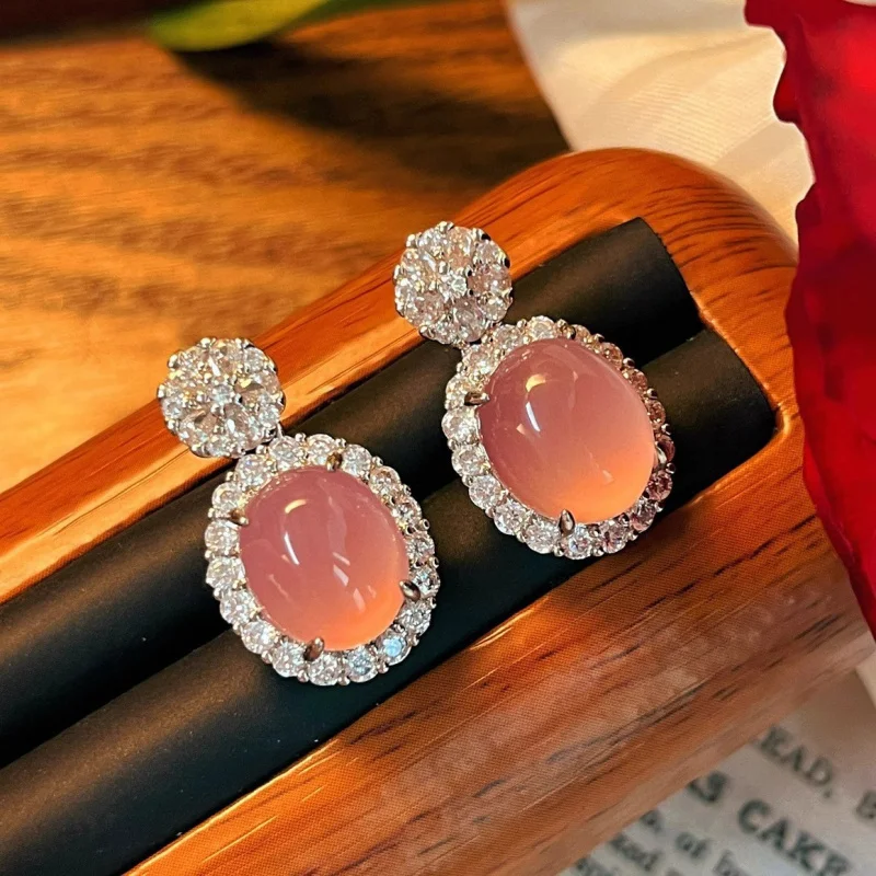 

Женские винтажные серьги в новом стиле с натуральной зеленой розой и халцедоном с лапшой