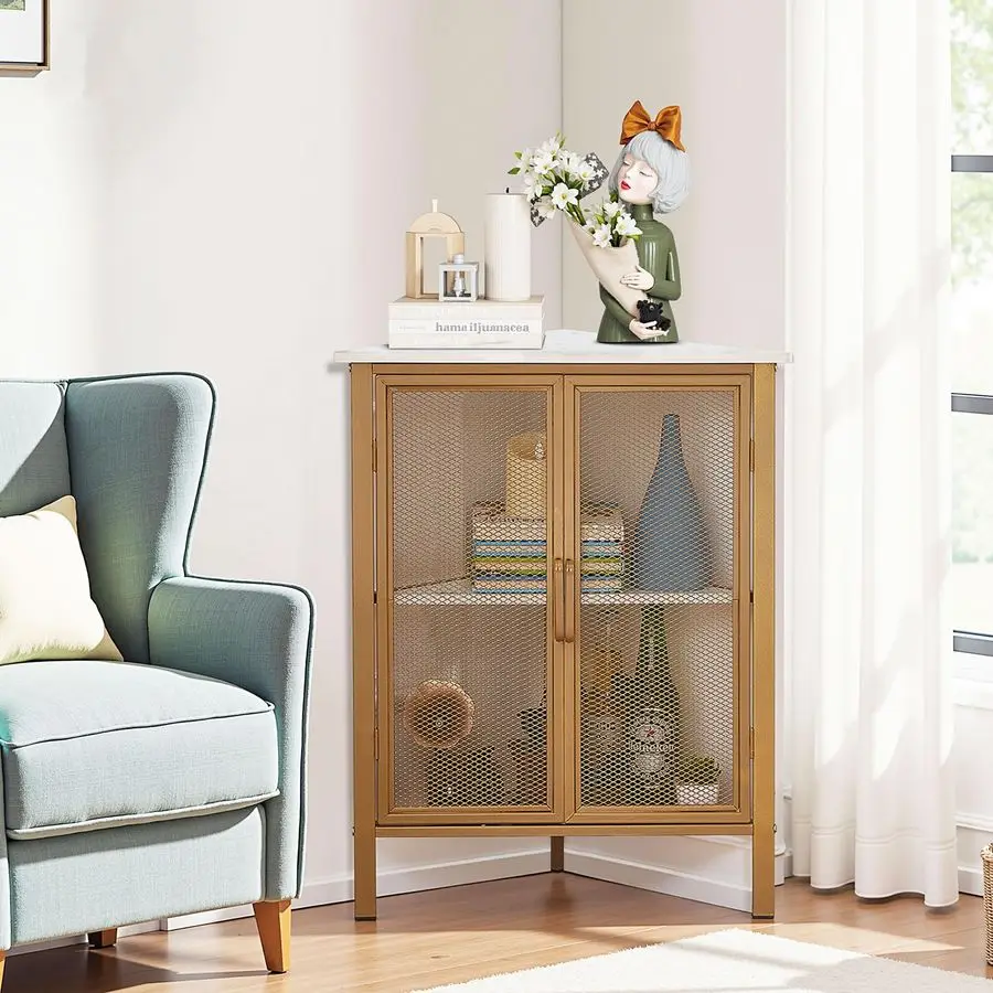 

Трехуровневая угловая полка-стеллаж с металлическим каркасом, сетчатой дверцей и отсеками для хранения, органайзер для демонстрации товаров на углу стены