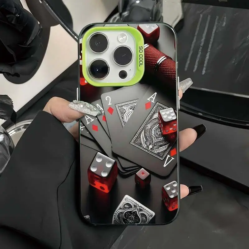 مناسبة لحافظة الهاتف الذكي لبطاقة النرد المتخصصة من Apple