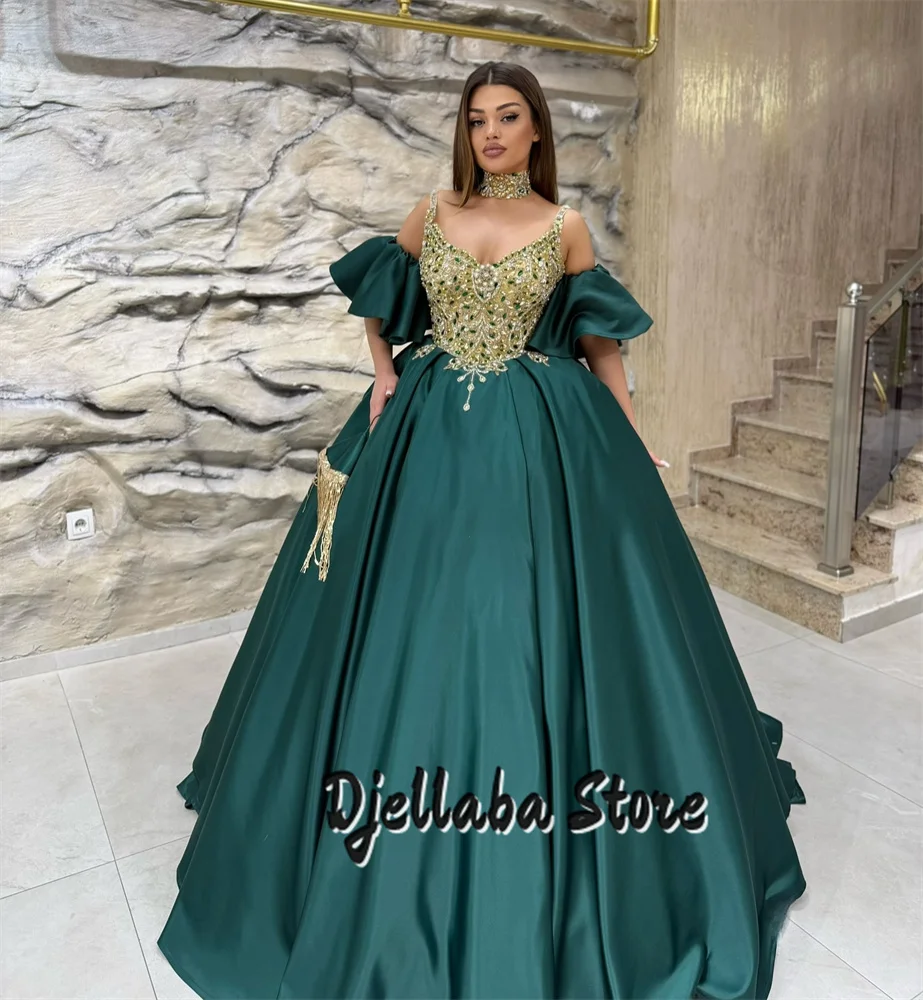 

Customized Black Mermaid Saudi Arabia Evening Dresses White Ruffles Long Sleeve Prom Dress Zipper Back Wedding Guest Party Gowns