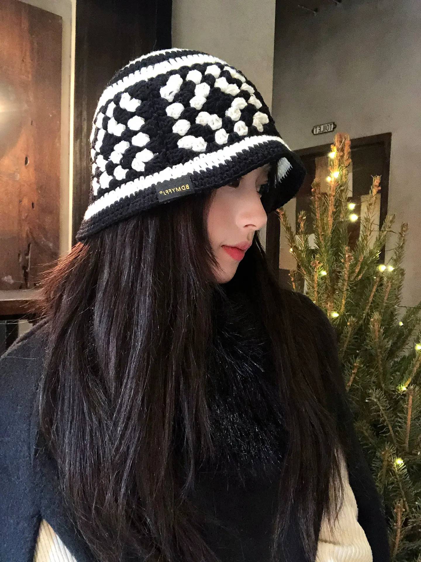 Crochet Korean New Big Size Knitted Bucket Hat Women Autumn Winter High-end Thermal Basin Hat Showing Face Small Bucket Hat
