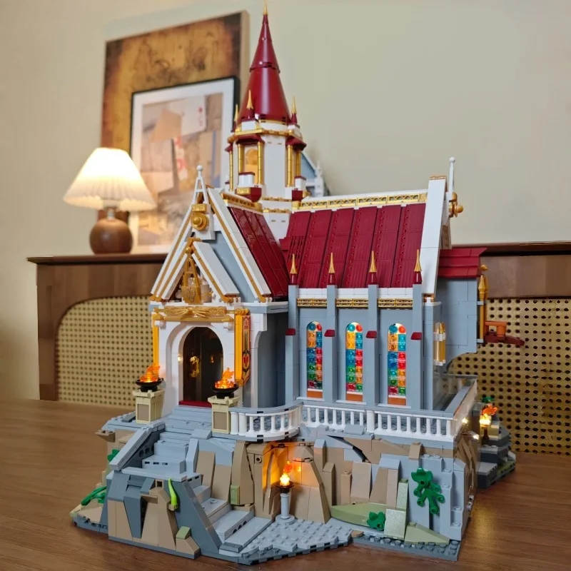 

King's Treasure House Building Blocks Architectural Lamps Medieval Series Models Street Scene Assembling Toy Ornaments and Gifts