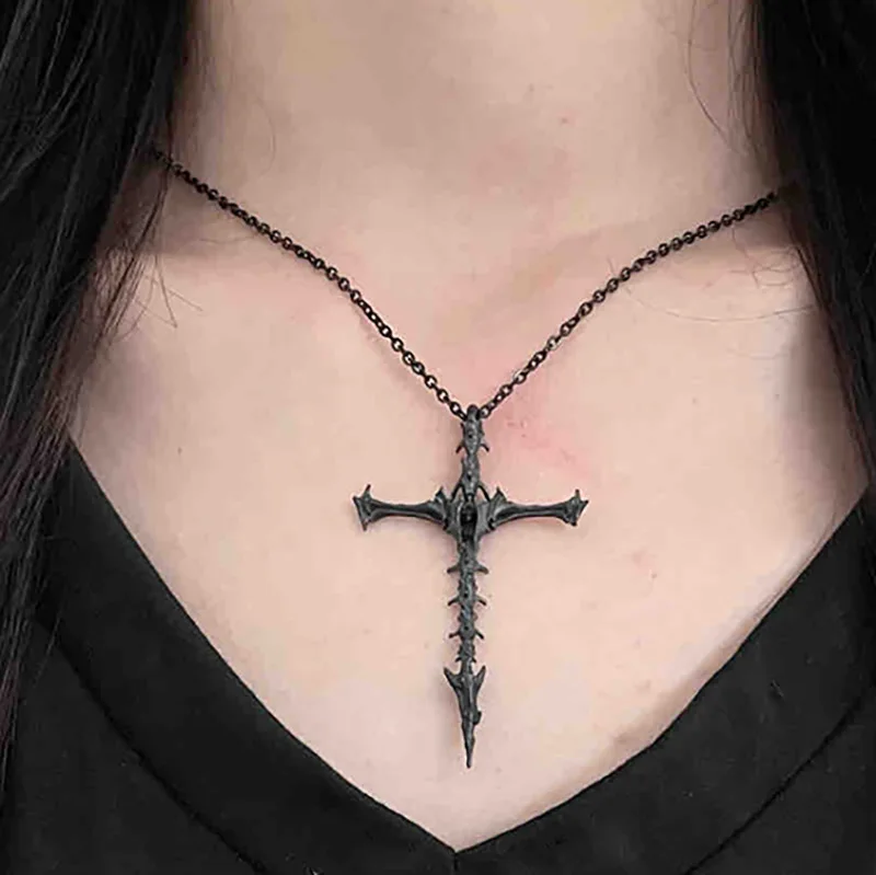 

2025 Women Fashion, Cross Fishborn Accessory, Necklace Vintage 2025