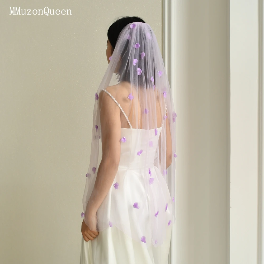 

MMQ Нежная однослойная фиолетовая цветочная фата с жемчугом, свадебные аксессуары, свадебное платье для уличного газона, соответствующее фото M131