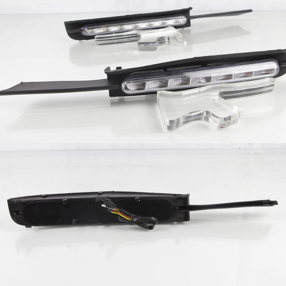 For Toyota 05-09 old Ruizhi daytime running light modification special LED flow turn signal daytime running light