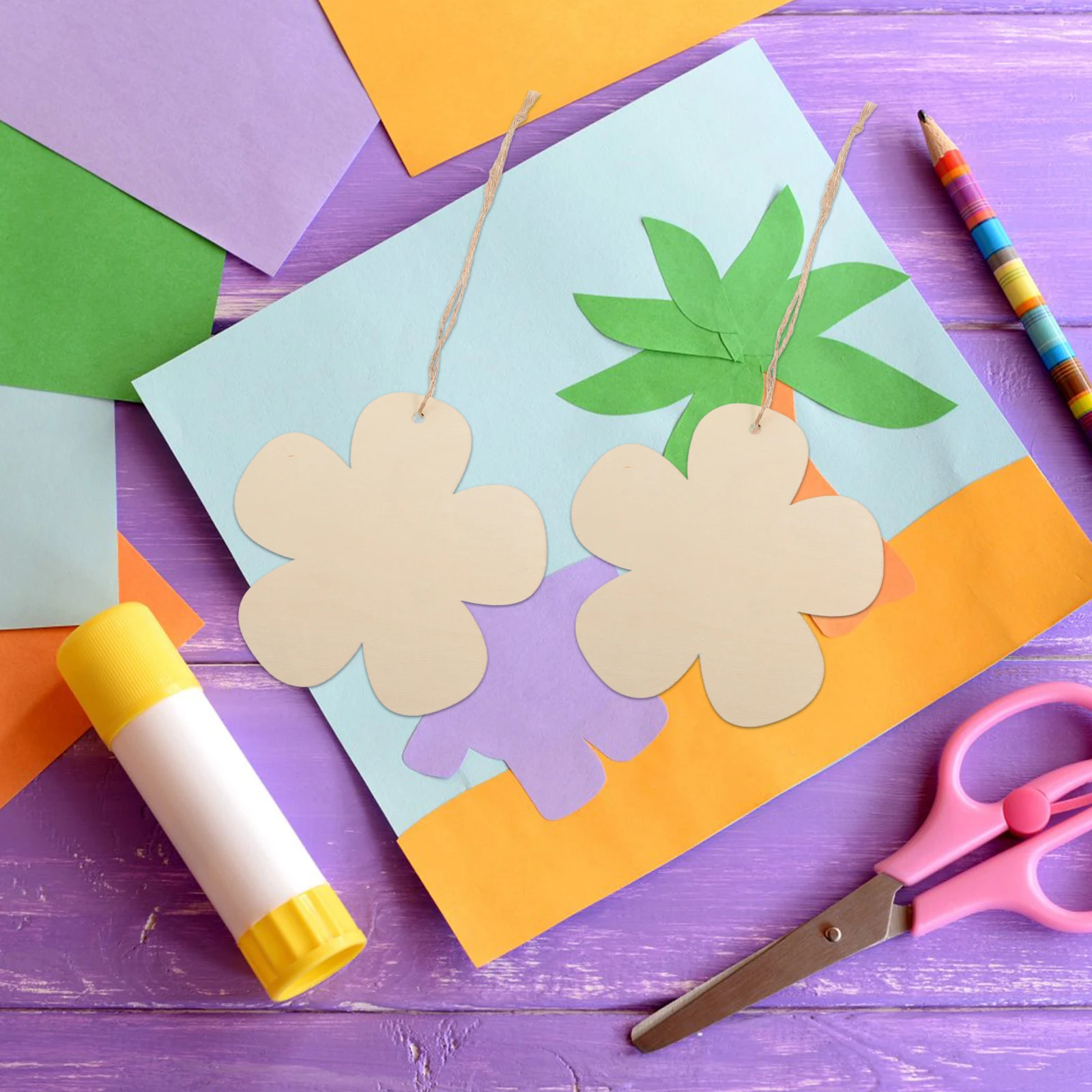 

10Pcs Wooden Flower Cutouts Unpainted Wood Chips Smooth Surface DIY Crafts Decoration Wood Slices for Birthday Festival DIY