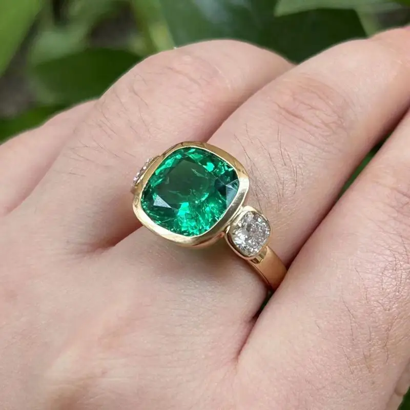 Pirmiana Classic Three Stones Ring 18K Yellow Gold 6.11ct Lab Grown Emerald Engagementring for Women