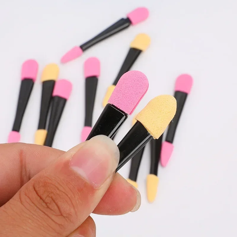 Tragbarer doppelseitiger Lidschatten-Applikator Pro Schwamm Lidschatten Make-up-Zubehör 12 Stück Puderpinsel