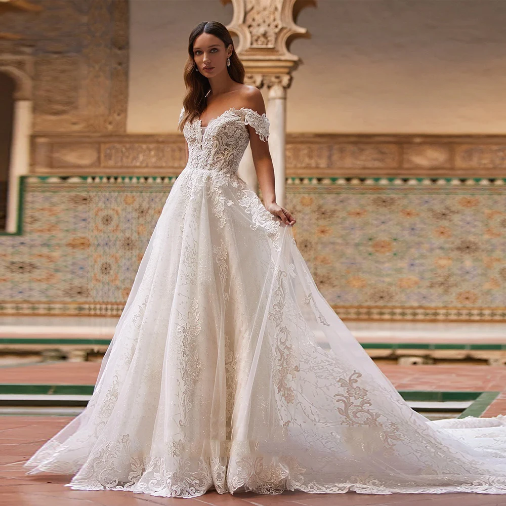 

Strapless Wedding Dresses Lace Customized Sleeveless Bride Gown Soft Tulle Lace A-Line Court Train فستان حفلات