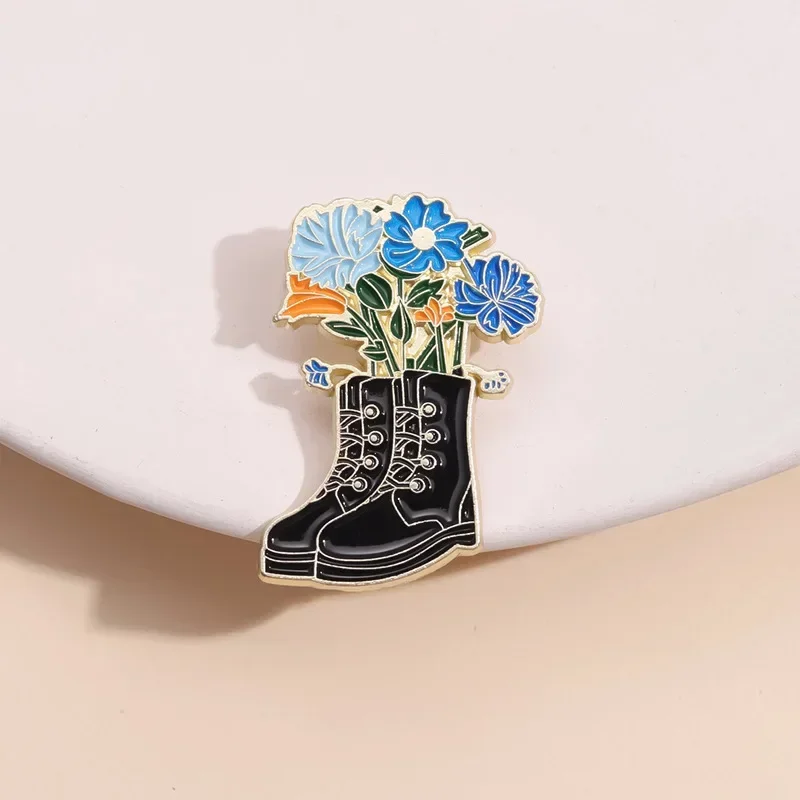 Old Shoe Flower Pot Enamel Pin Gardening Garden Container Potted Shoes Boots Flowers Badge Jewelry