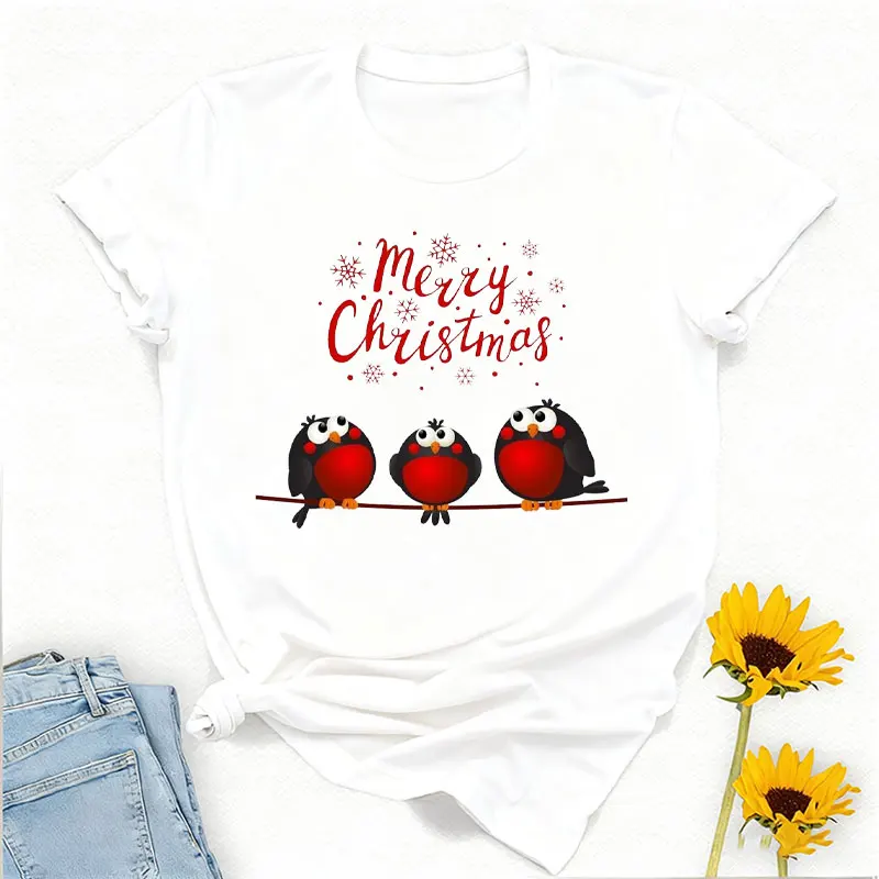 

С Рождеством, три маленьких красных роуса, сряд на ветке, женские футболки с круглым вырезом для бойфренда, высококачественные хлопковые футболки с рисунком