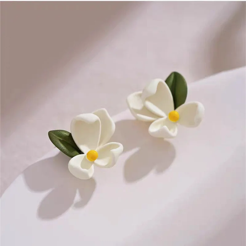 Frühling neue süße Gänseblümchen Blume Ohr stecker für Frauen süße Muschel Emaille versilbert Ohrringe koreanischen Temperament Schmuck – Detail 8