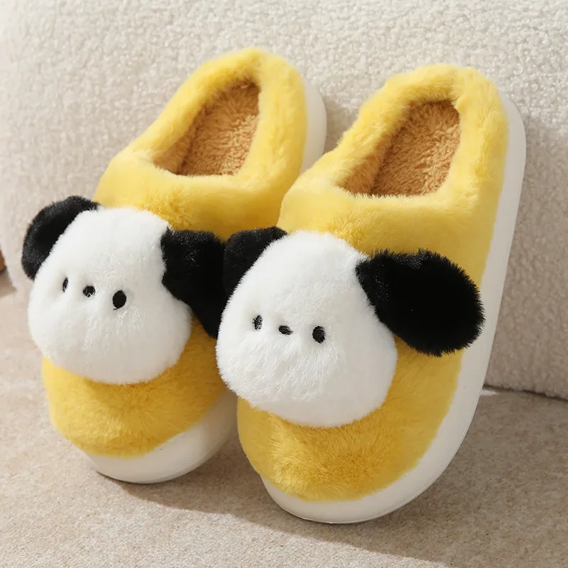 Cartoon Plush Slippers for Men Living Indoors Keeping Warm and Anti-skid, Thick Soled Couples Cute Cotton Slippers for Women In